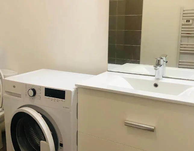 Large With Private Parking Appartement Vallauris
