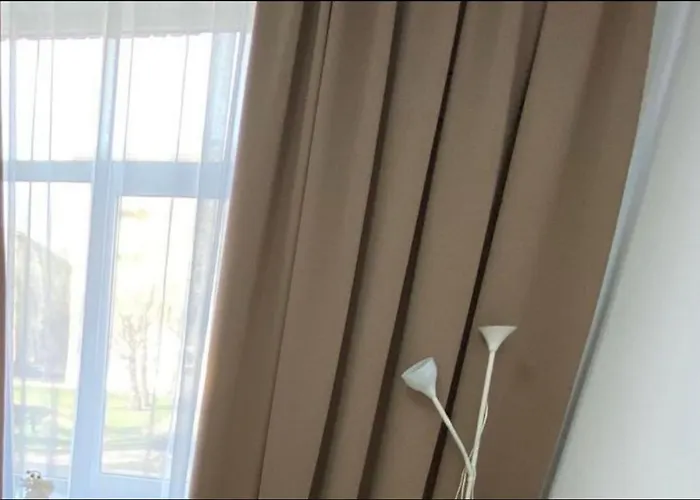 Large With Private Parking Appartement